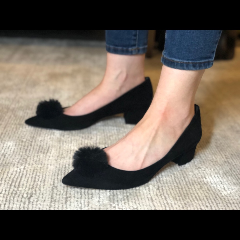 Black leather suede Via Spiga size 11 shoes.